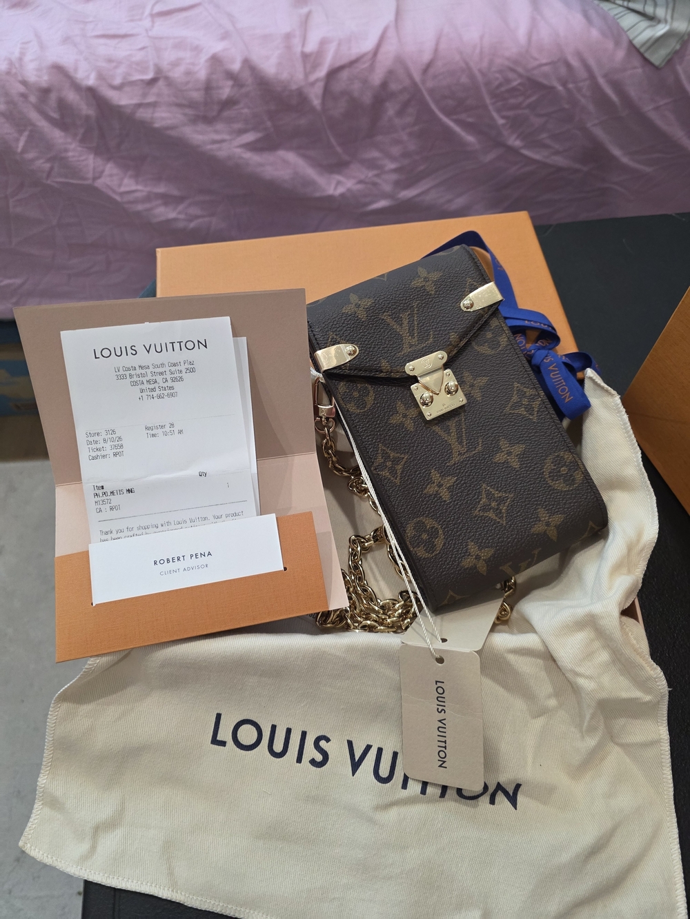 Louis Vuitton Monogram Phone Crossbody in Brown - Phone Pouch Métis - Picture 4 of 6